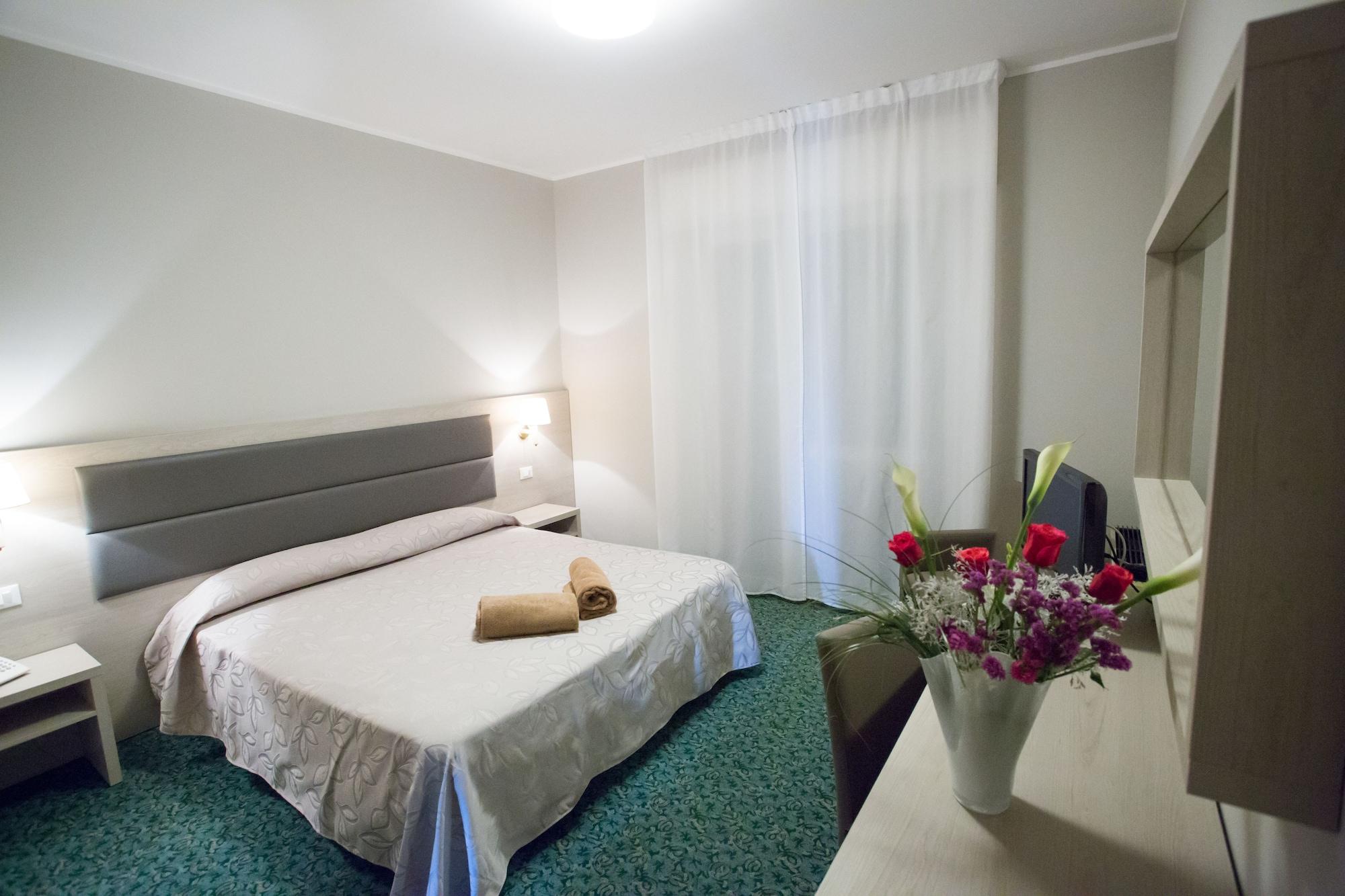 Smeraldo Hotel 3*