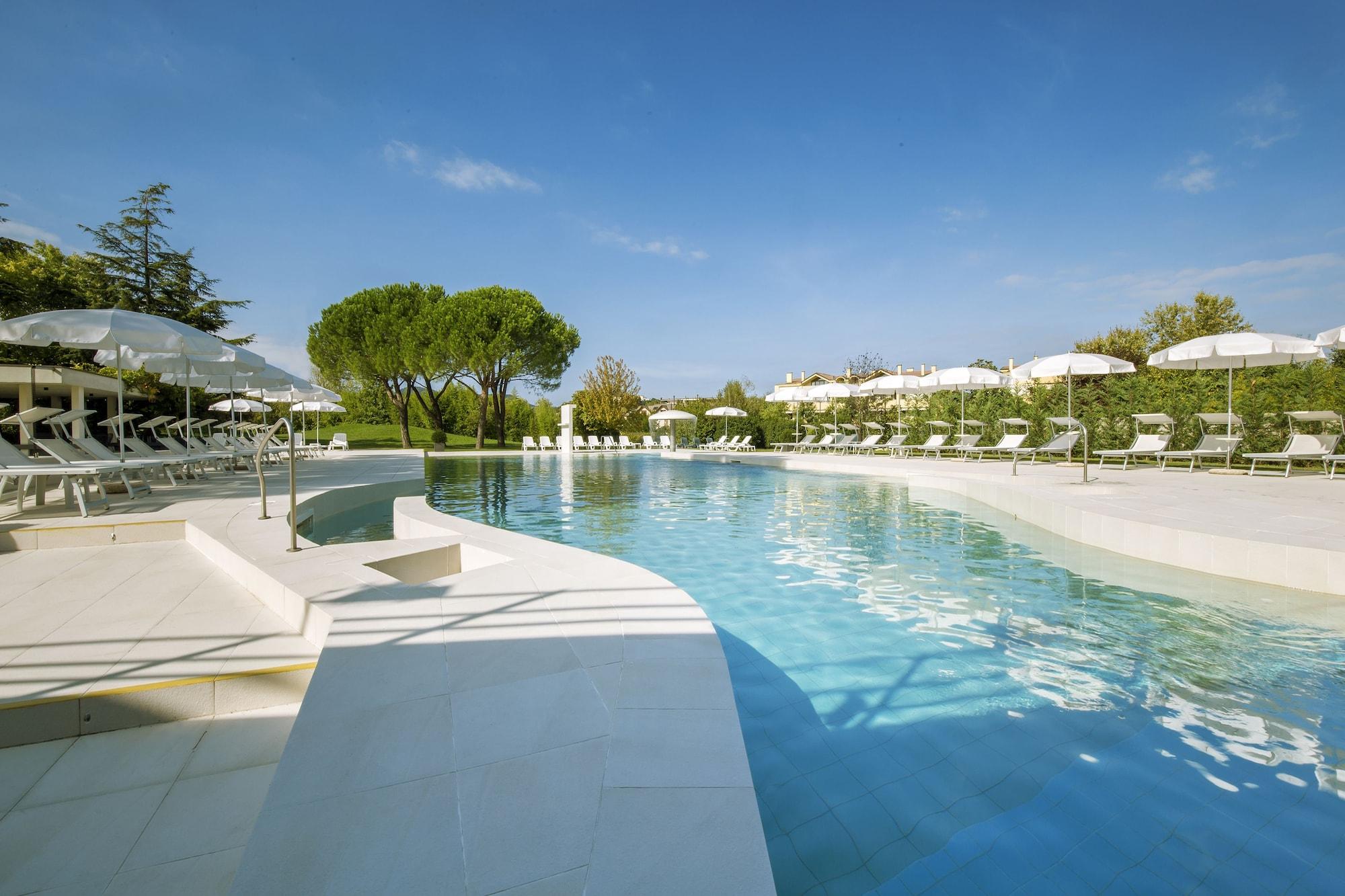 Smeraldo Hotel 3*